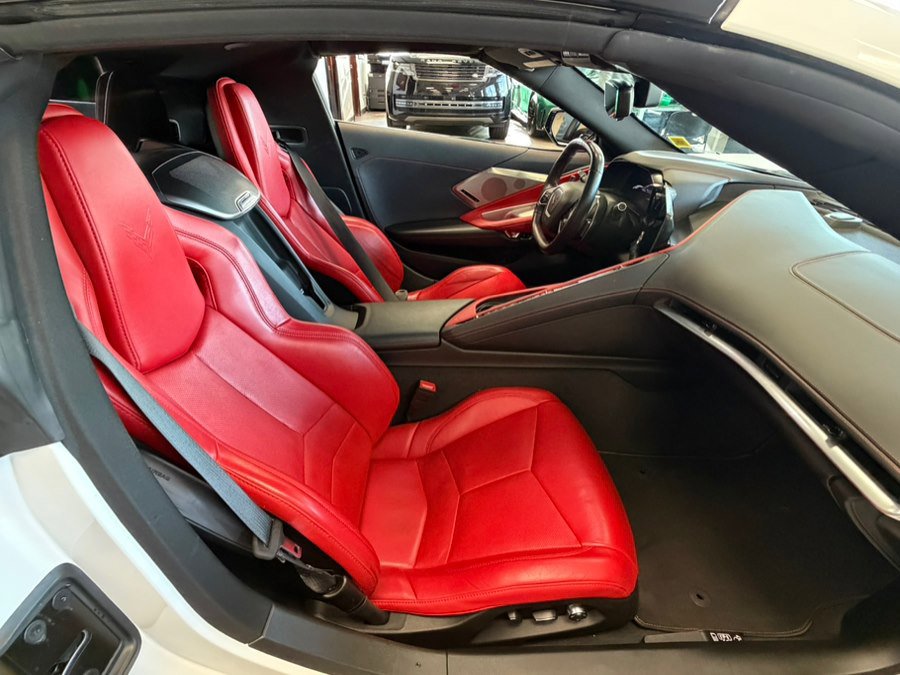 Used 2021 Chevrolet Corvette Stingray Preferred Cpe w/ Engine Appearance Package image 32