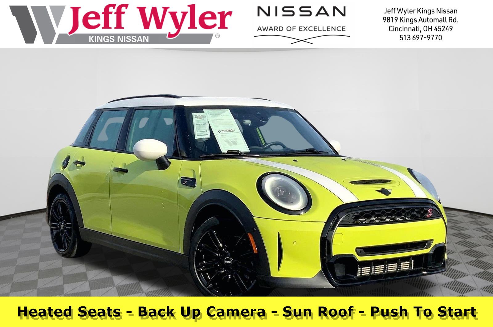 Used 2024 MINI Cooper S image 1