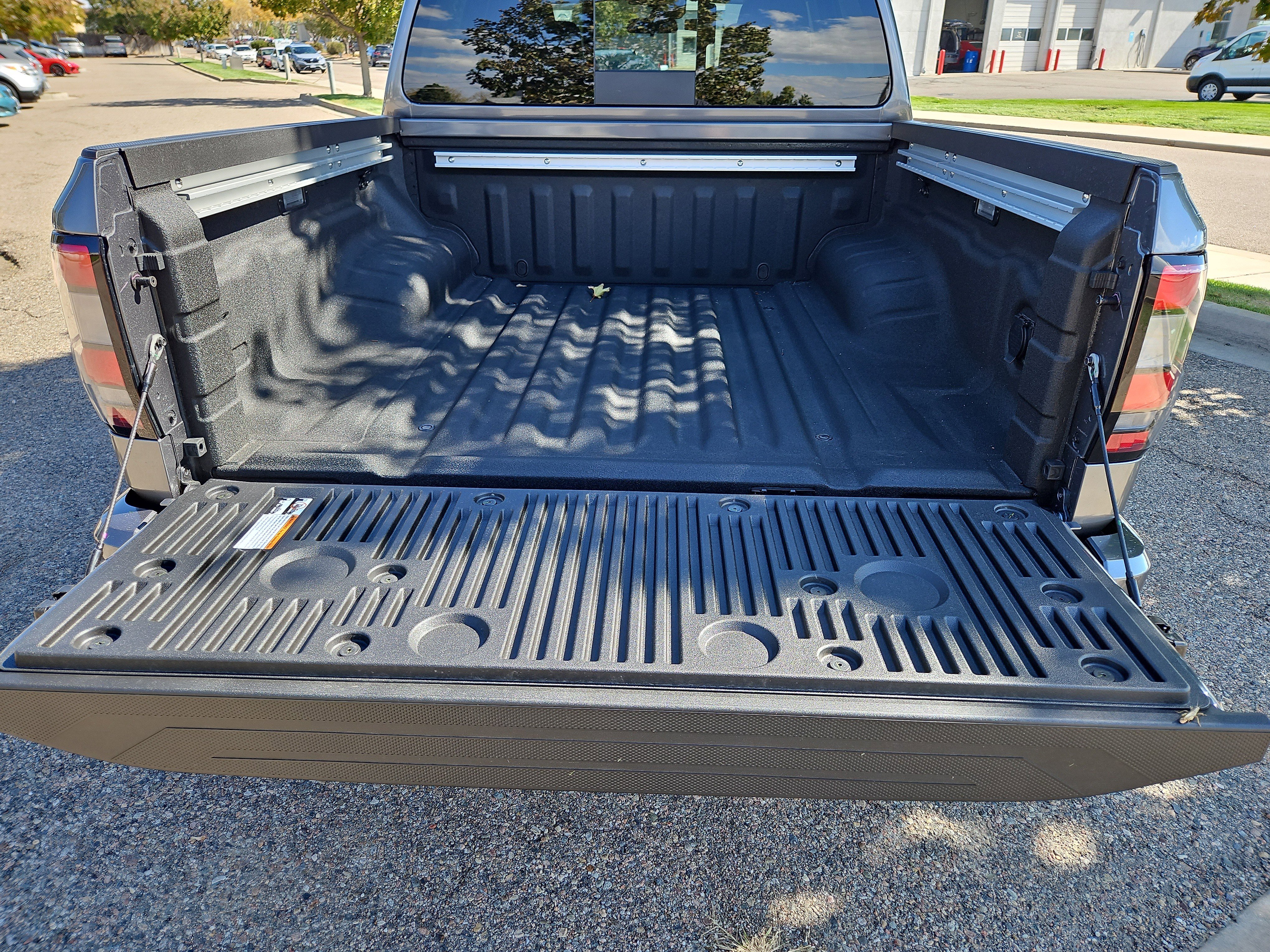 New 2026 Nissan Frontier SV image 18