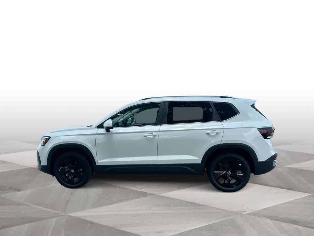 New 2026 Volkswagen Taos SE FWD image 5