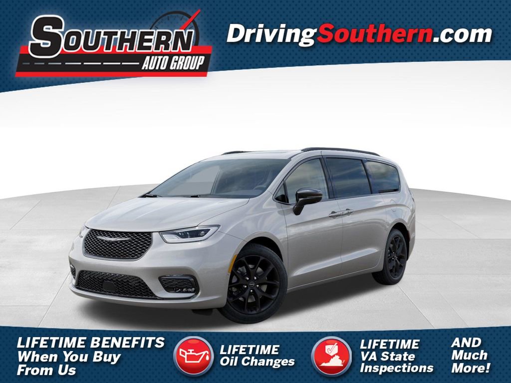New 2026 Chrysler Pacifica Limited w/ S Appearance Package