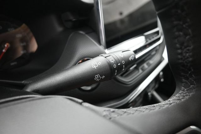 New 2026 Jeep Compass Latitude AWD/4WD image 23
