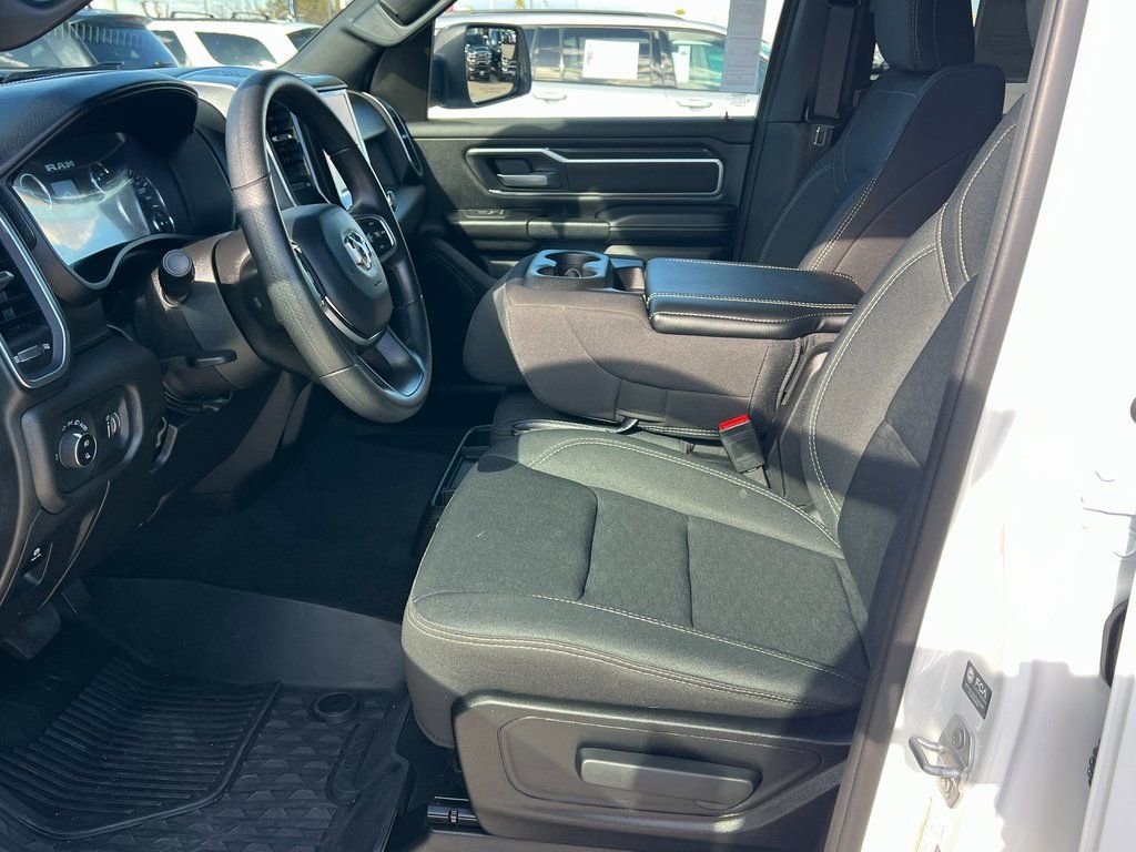 Certified 2025 RAM 1500 Big Horn image 24