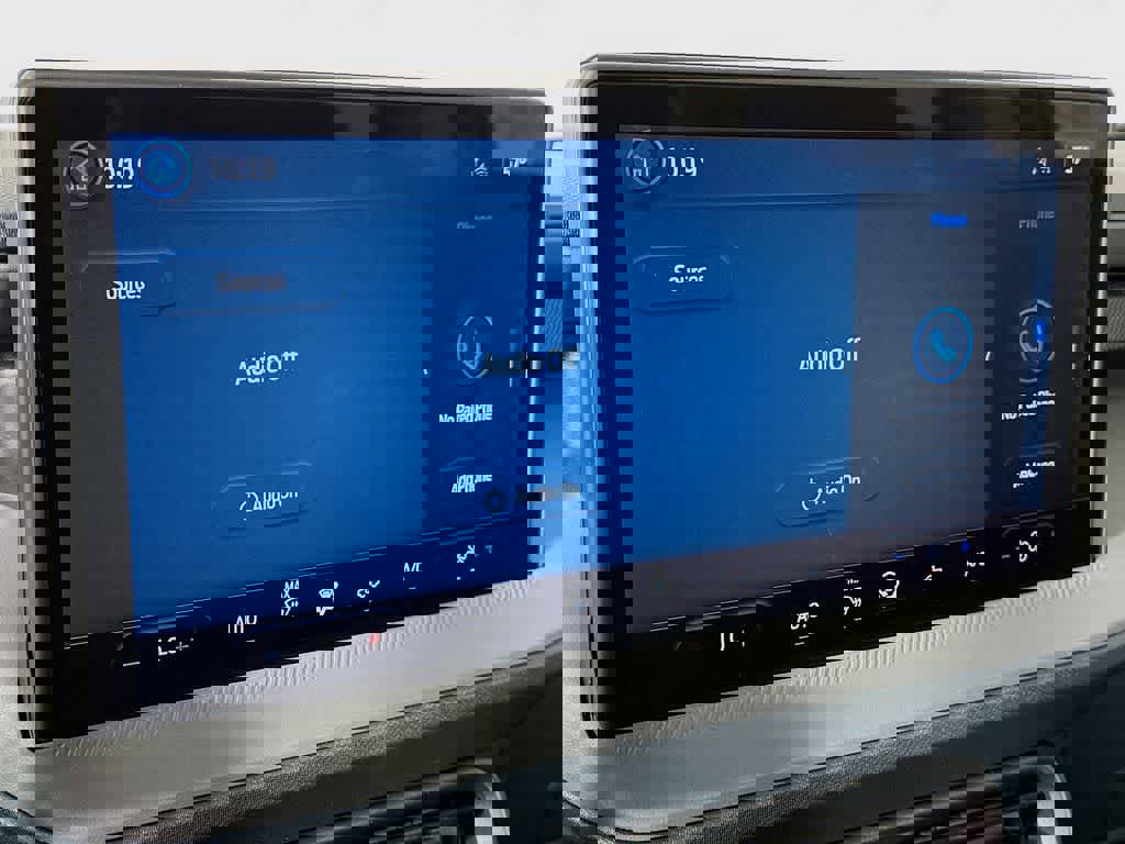 New 2026 Ford Maverick XL image 16