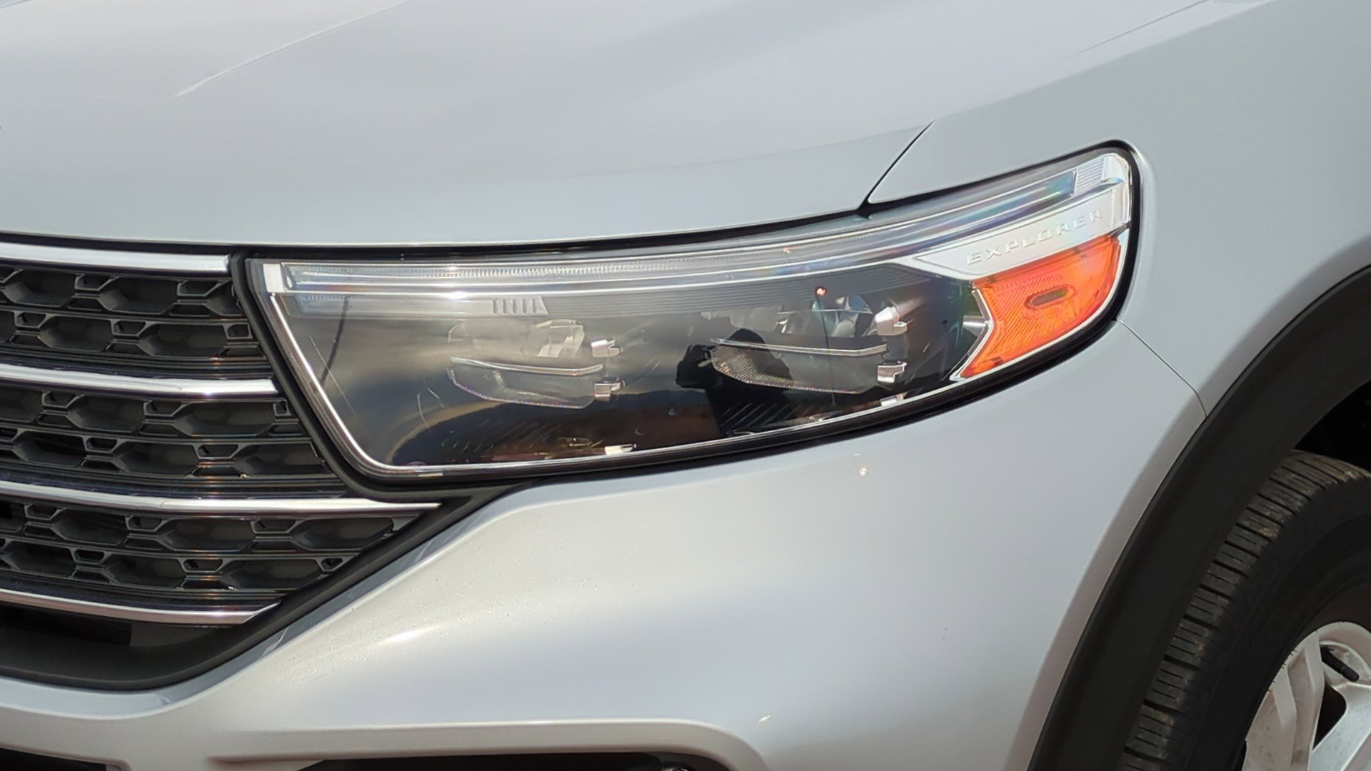 Used 2022 Ford Explorer XLT w/ Equipment Group 202A image 10