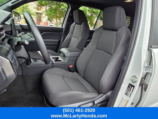 Used 2025 Toyota 4Runner SR5 AWD/4WD image 8