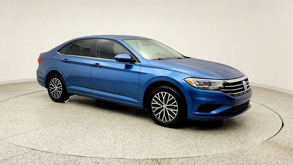 Used 2021 Volkswagen Jetta SE FWD image 3