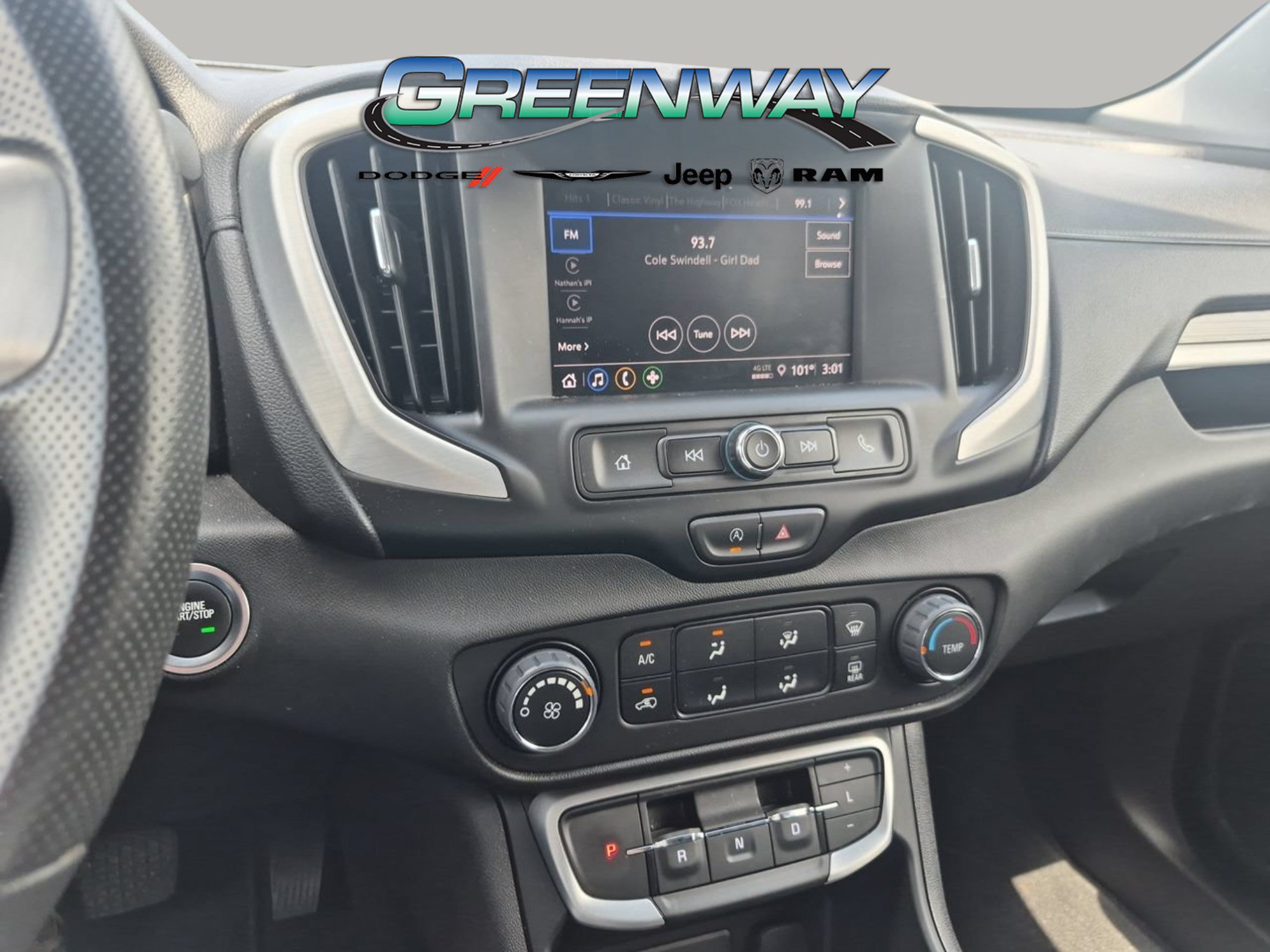 Used 2024 GMC Terrain SLE FWD image 16