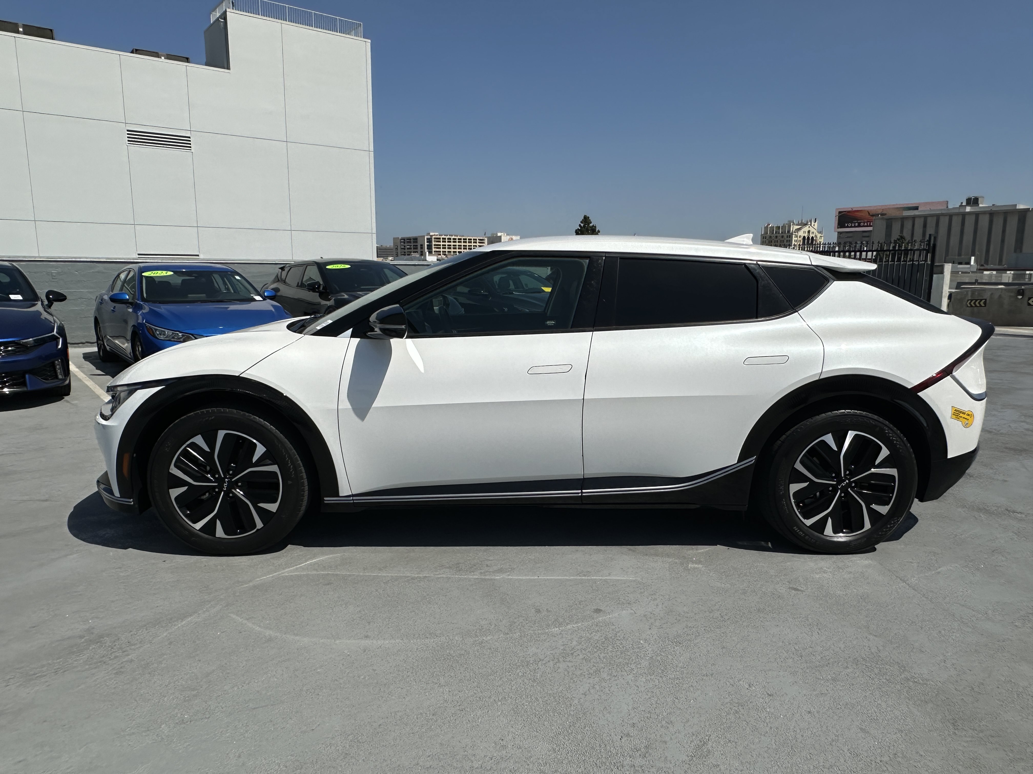 Used 2022 Kia EV6 Wind RWD image 3