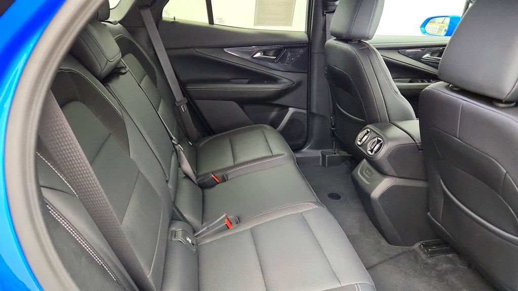 Used 2024 Chevrolet Blazer EV LT AWD/4WD image 22