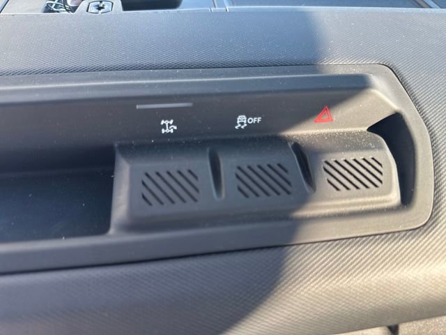 Used 2025 Ford Bronco Big Bend AWD/4WD image 24
