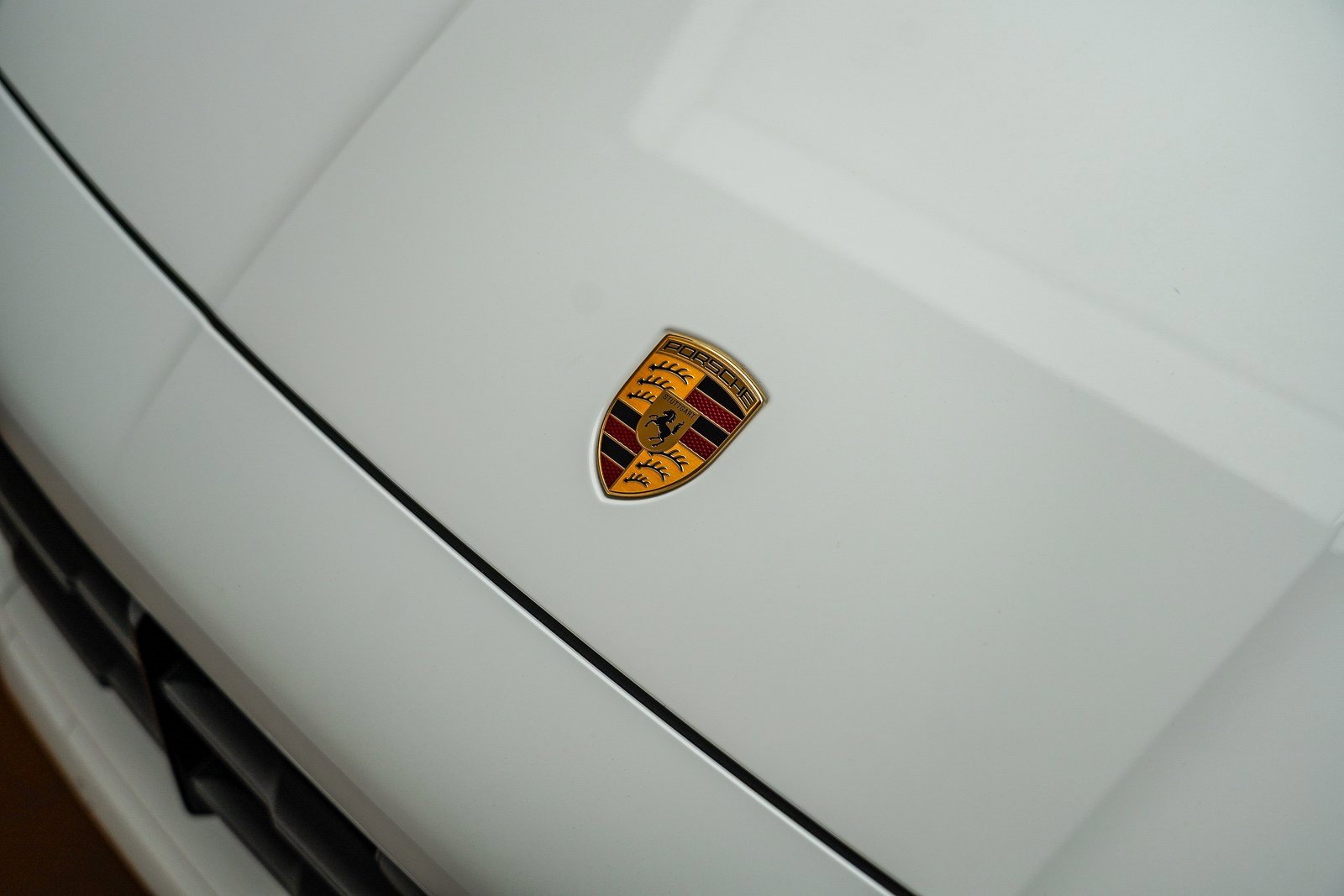 Used 2025 Porsche Cayenne image 13