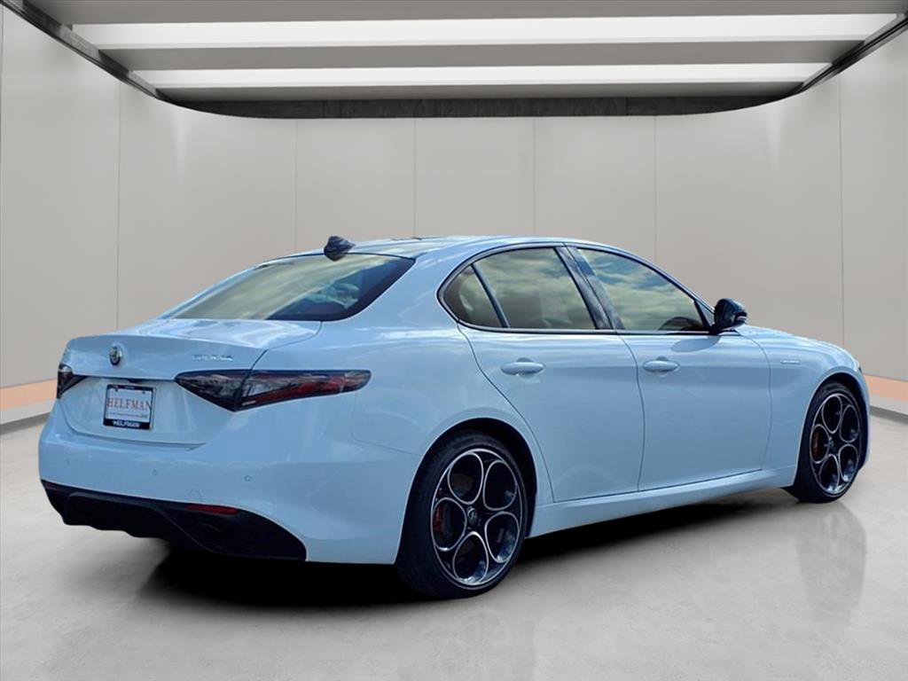 New 2025 Alfa Romeo Giulia image 6