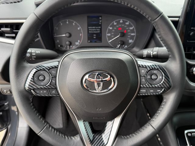 Used 2025 Toyota Corolla SE FWD image 11