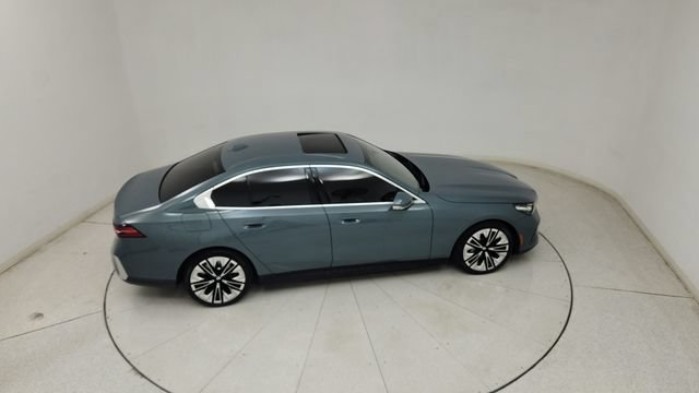Used 2026 BMW i5 eDrive40 AWD/4WD image 28