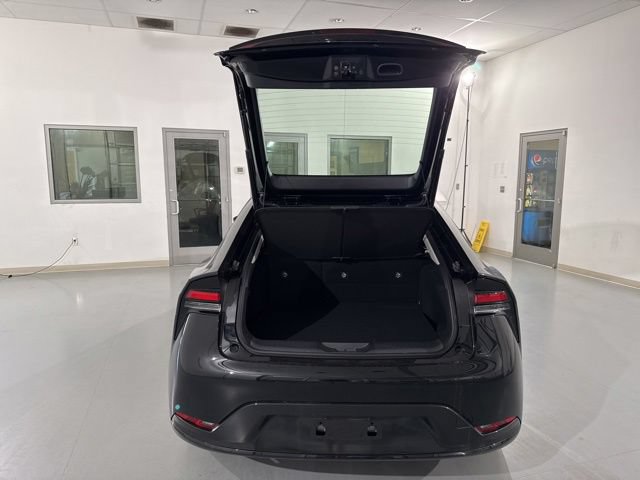 New 2026 Toyota Prius XLE FWD image 10