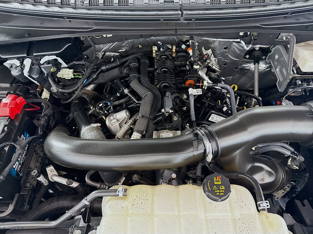 Used 2024 Ford Expedition Limited image 33