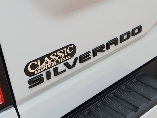 New 2026 Chevrolet Silverado 2500 High Country w/ High Country Premium Package AWD/4WD image 9