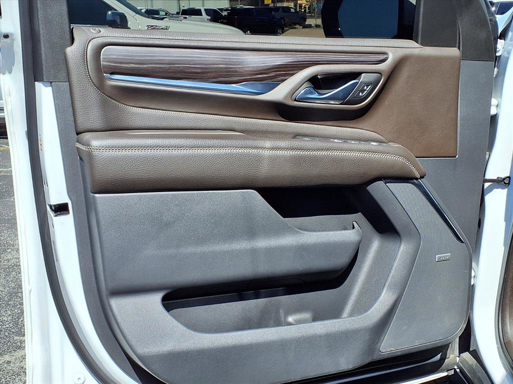 Used 2021 GMC Yukon XL Denali image 15