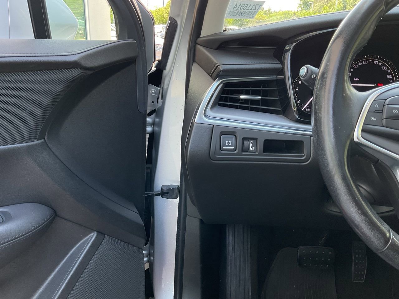 Used 2019 Cadillac XT5 Luxury FWD image 34