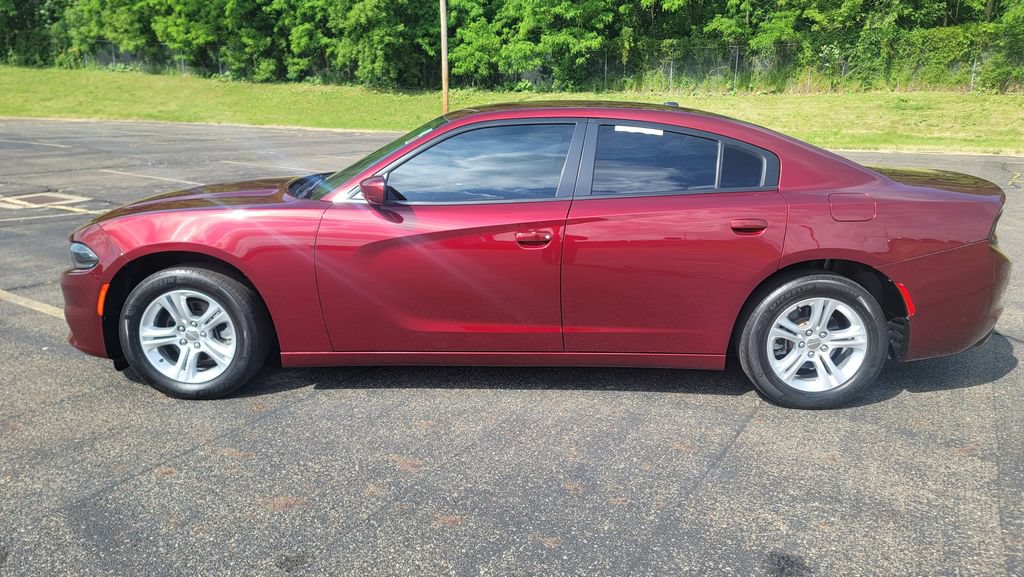 Used 2021 Dodge Charger SXT w/ Leather Interior Group RWD image 7