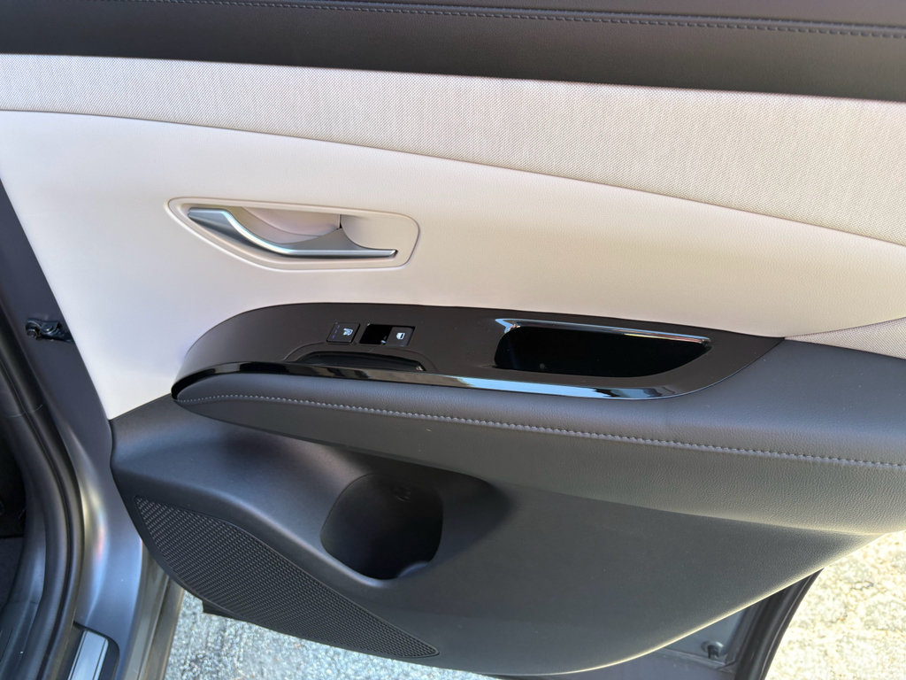 New 2026 Hyundai Tucson Limited FWD image 24