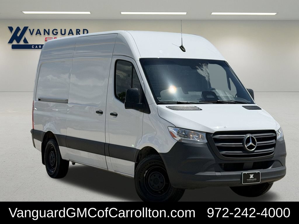 Used 2025 Mercedes-Benz Sprinter 2500 image 1