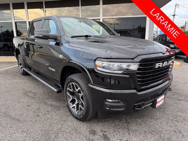 Used 2026 RAM 1500 Laramie w/ Sport Appearance Package AWD/4WD image 4