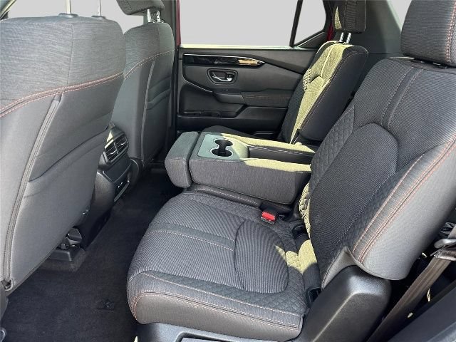 Certified 2025 Honda Pilot Sport image 19