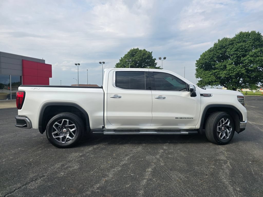Used 2024 GMC Sierra 1500 SLT w/ SLT Premium Plus Package AWD/4WD image 18