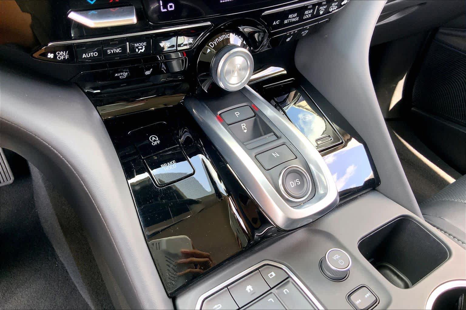 Used 2023 Acura MDX FWD w/ Technology Package image 31