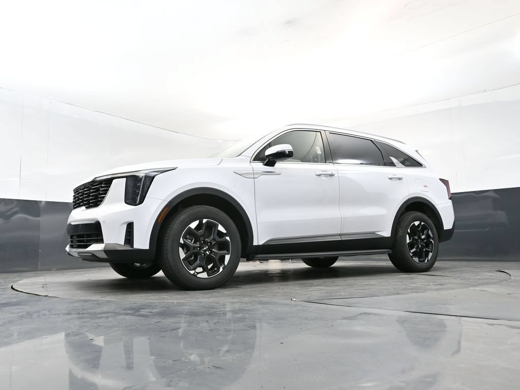 New 2025 Kia Sorento S AWD/4WD image 13