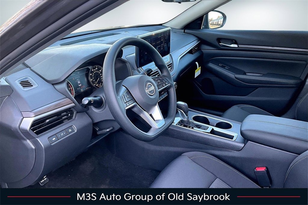 New 2025 Nissan Altima 2.5 SV w/ SV Special Edition Package image 7