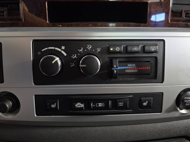 Used 2009 Dodge Ram 2500 Truck Laramie AWD/4WD image 22