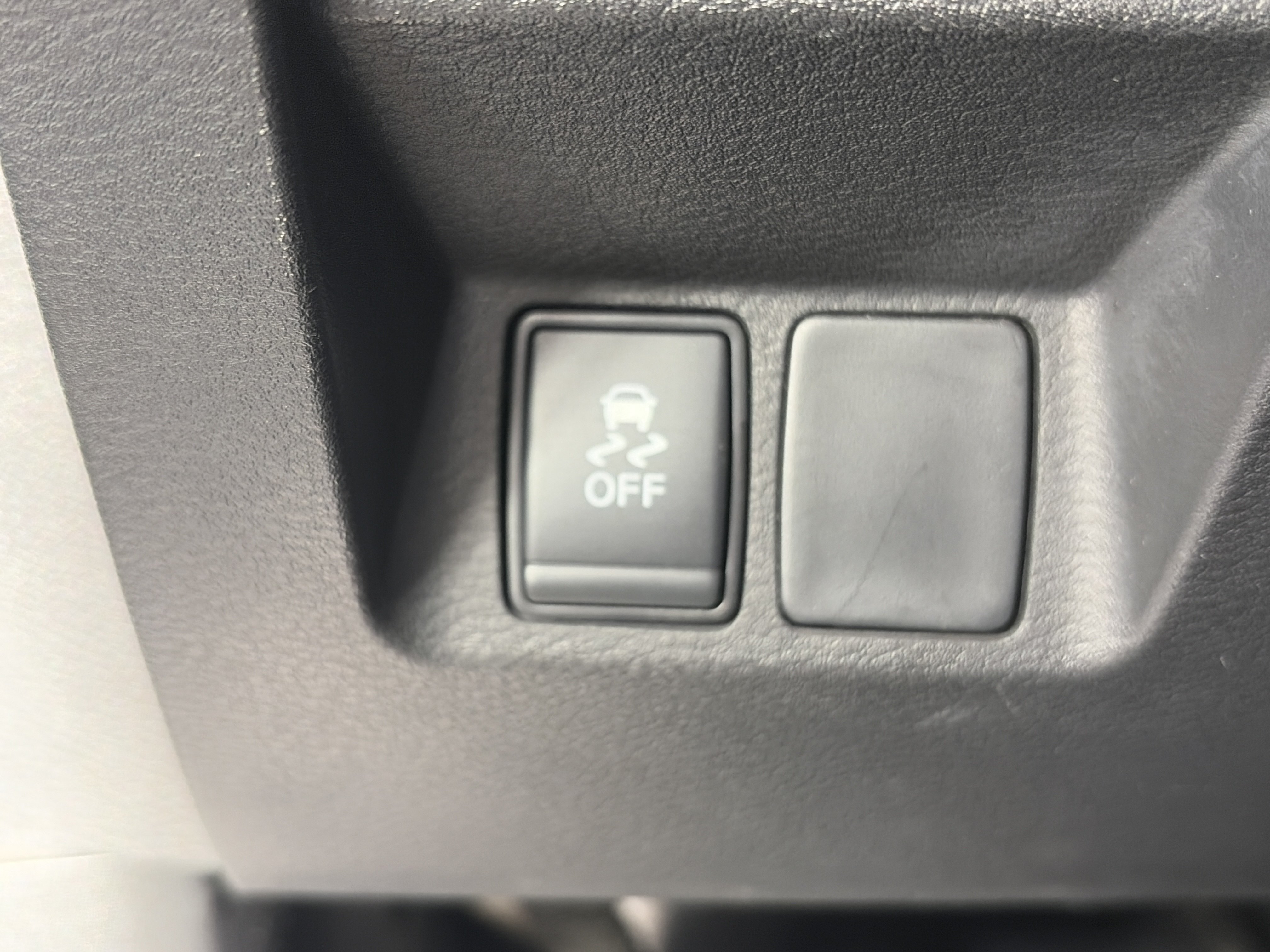Used 2023 Nissan Frontier SV w/ Midnight Edition Package AWD/4WD image 31