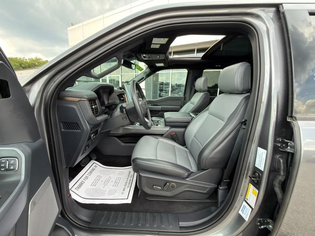Used 2024 Ford F150 Lightning Lariat AWD/4WD image 31
