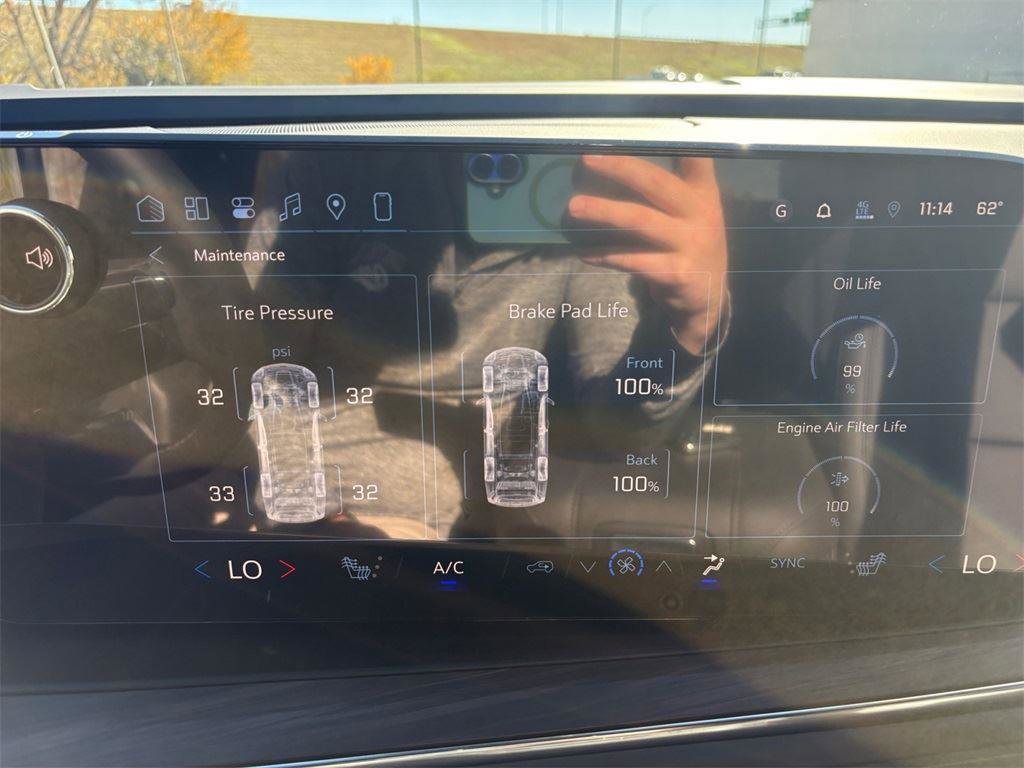 New 2026 Chevrolet Suburban LT w/ Comfort Package image 23