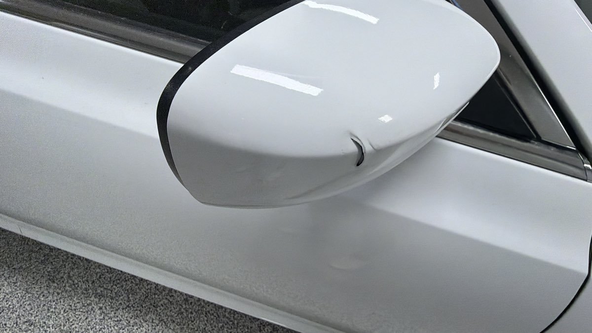 Used 2017 Chrysler 300 Limited RWD image 29