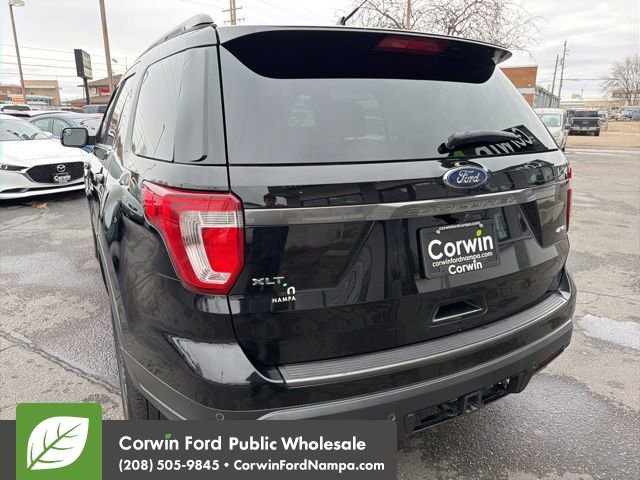 Used 2018 Ford Explorer XLT w/ Equipment Group 202A image 7