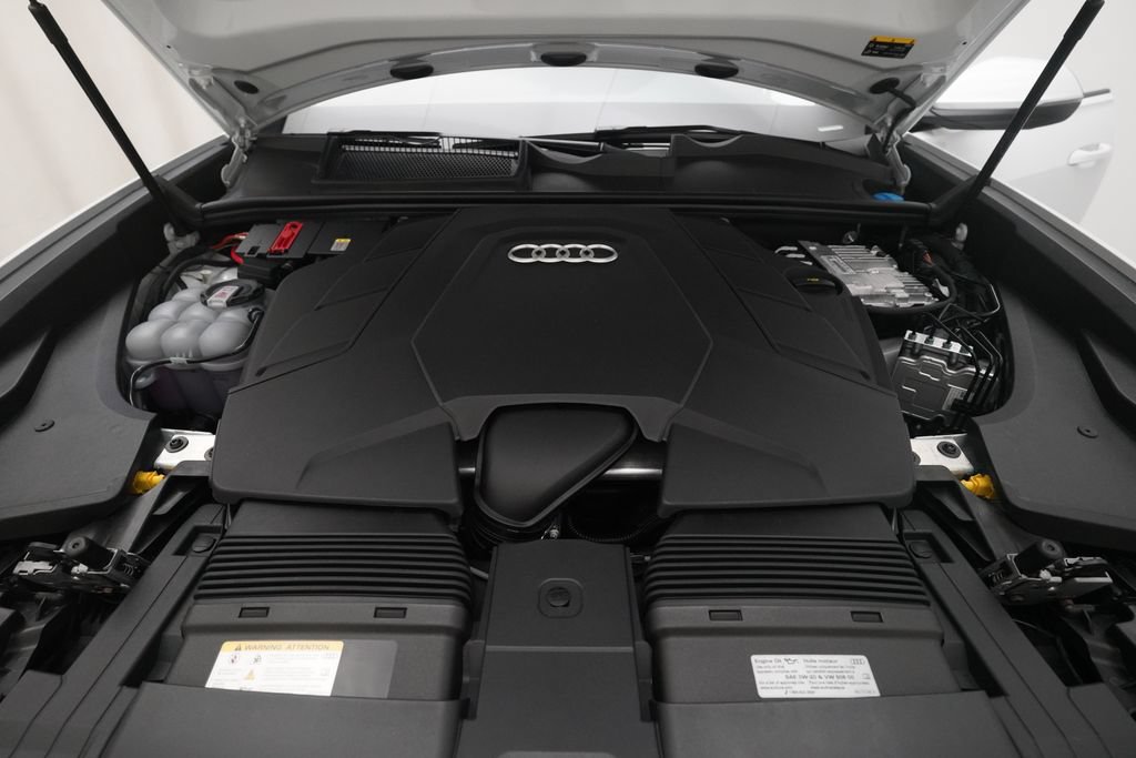 New 2026 Audi Q8 Premium Plus AWD/4WD image 3