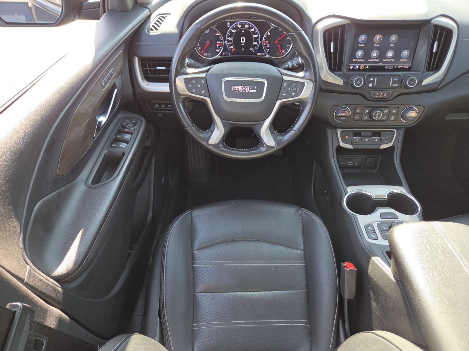 Used 2022 GMC Terrain Denali AWD/4WD image 30