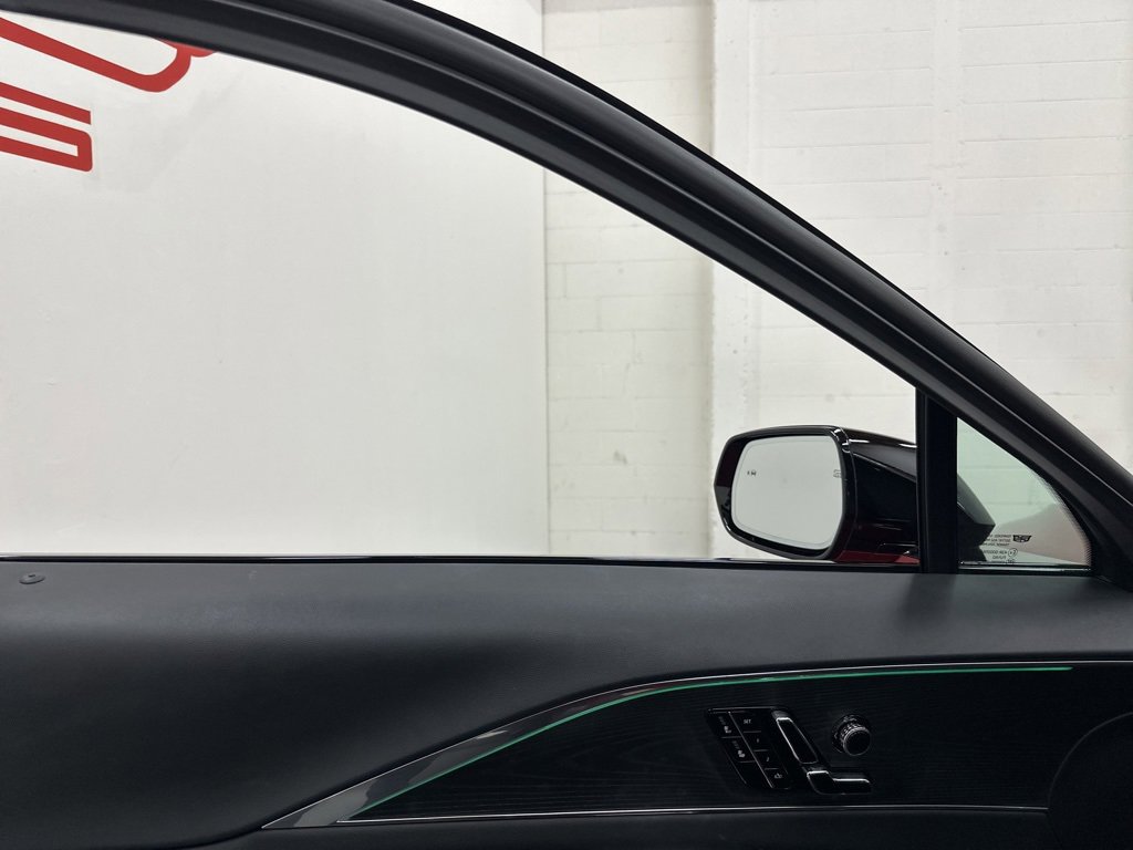 Used 2024 Cadillac Lyriq Luxury w/ LPO, Floor Liner Package image 37