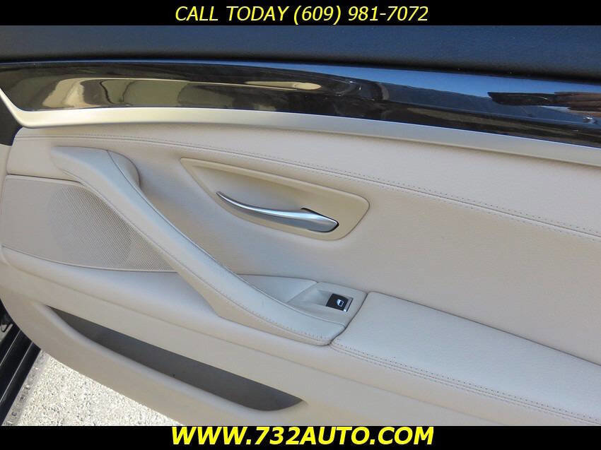 Used 2015 BMW 528i xDrive Sedan AWD/4WD image 30