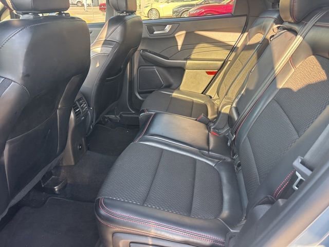 Used 2024 Ford Escape ST-Line image 10