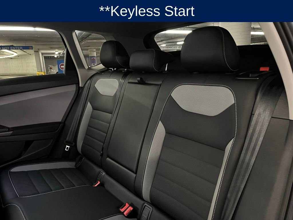 Used 2023 Volkswagen Taos SEL image 20
