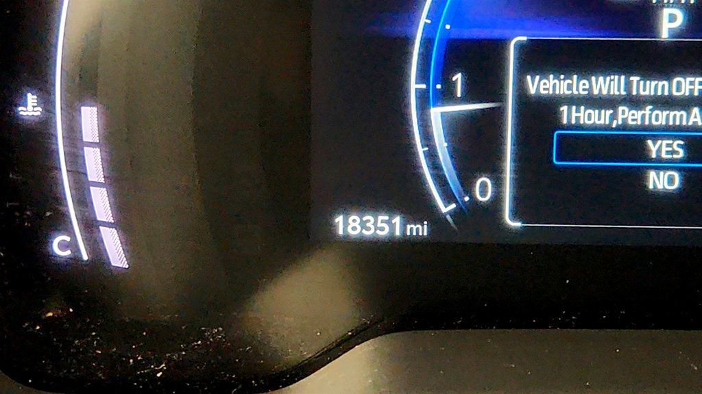 Used 2024 Toyota Corolla Cross XLE w/ Convenience Package image 16