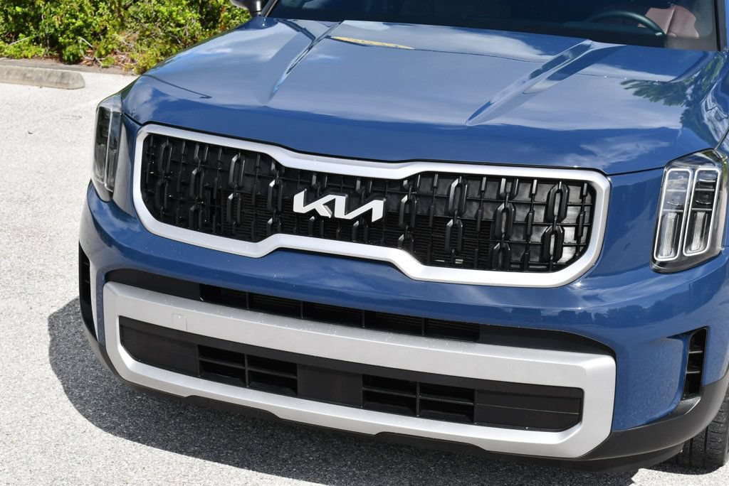 Used 2023 Kia Telluride EX FWD image 38
