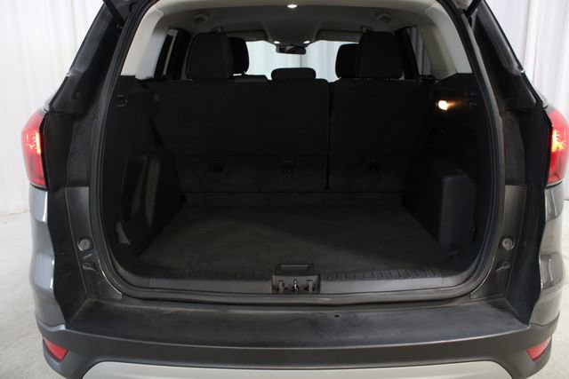 Used 2019 Ford Escape SE image 28