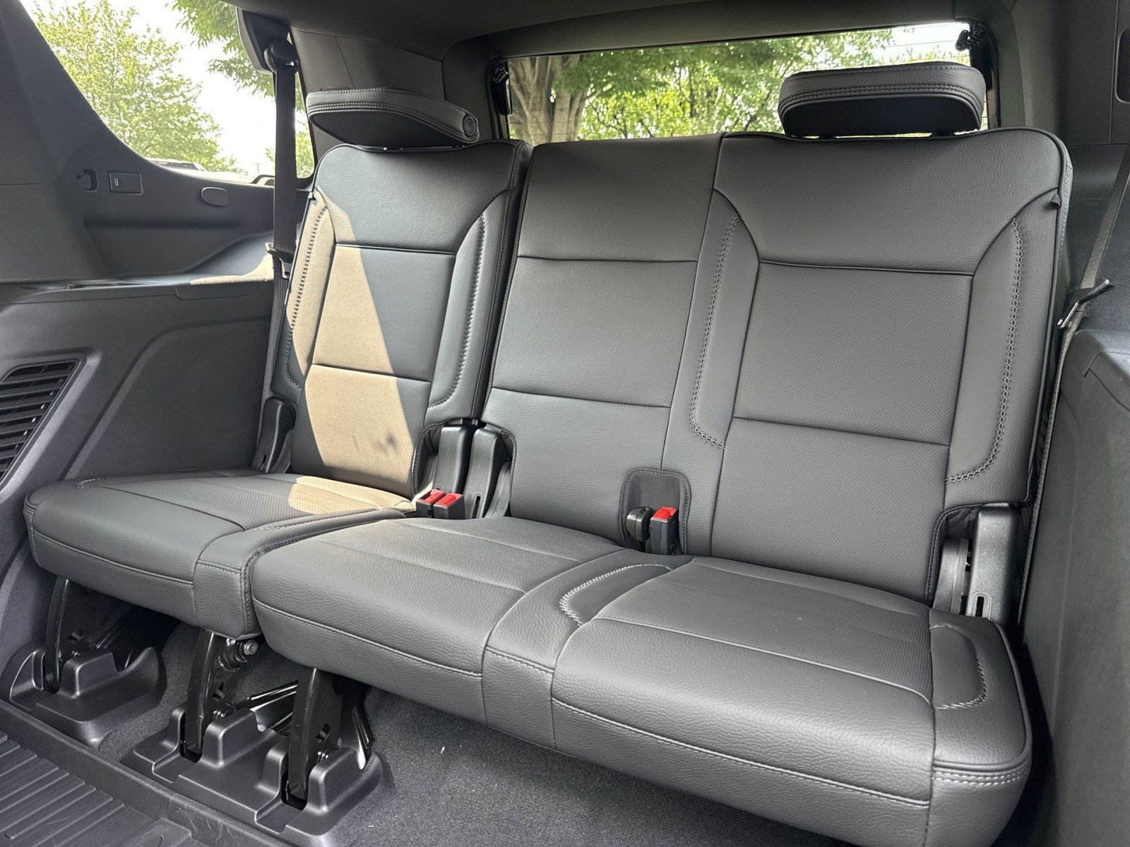 New 2026 GMC Yukon Denali w/ Denali Reserve Package AWD/4WD image 21