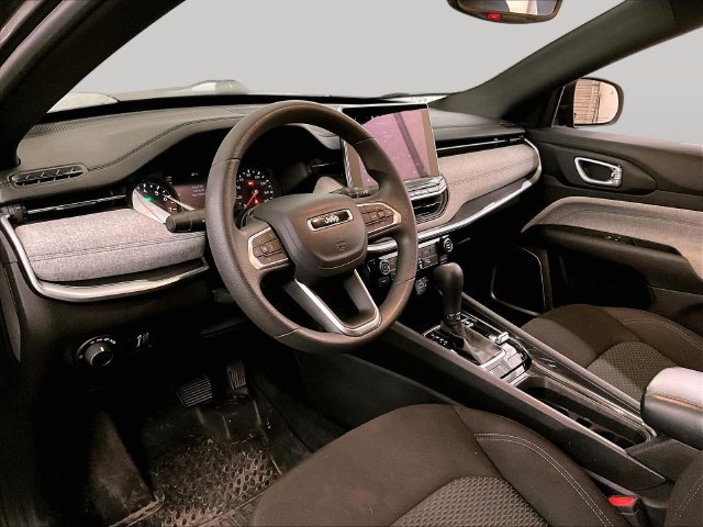 Used 2024 Jeep Compass Sport AWD/4WD image 12